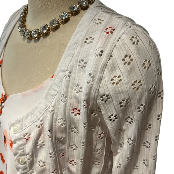 MELANIE LYNE Cardigan Size Medium Eyelet Flower Shaped Cutouts Button Down - Picture 1 of 10